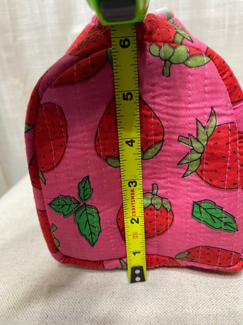 Brand New Pink Strawberry Print Cosmetic Pouch with Green Tassel - Picture 6 of 6